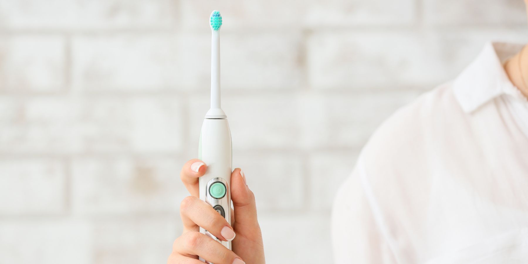 Everything You Need to Know About an Electric Toothbrush
